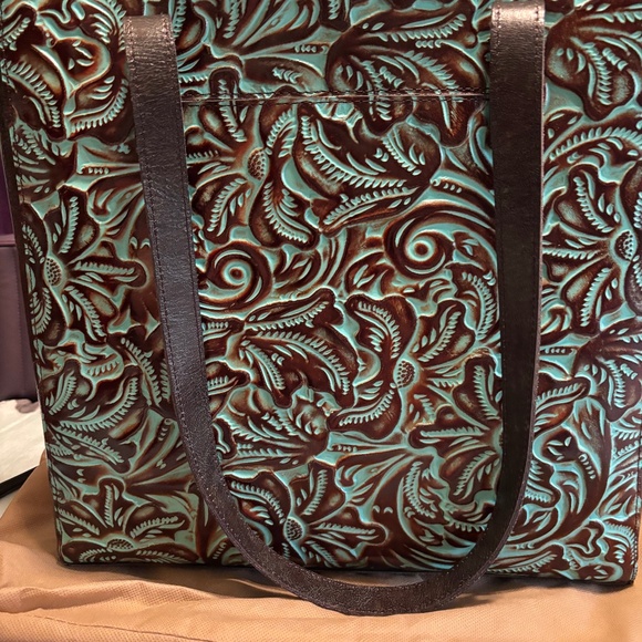 Patricia Nash Viana Tote - Picture 3 of 4